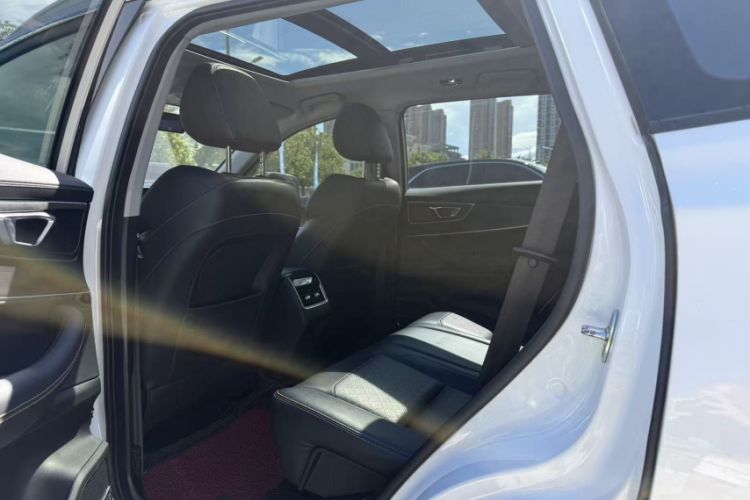 Used Chery Tiggo 8 2022 1.5 TCI Automatic Prestige Edition 5-Seater Interior 1