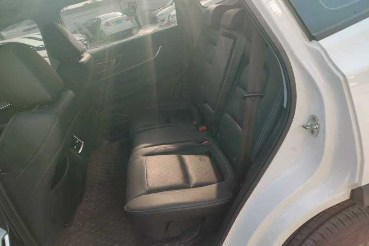 Used Chery Tiggo 8 2022 1.5 TCI Manual Special Edition 5 Seats Interior 4