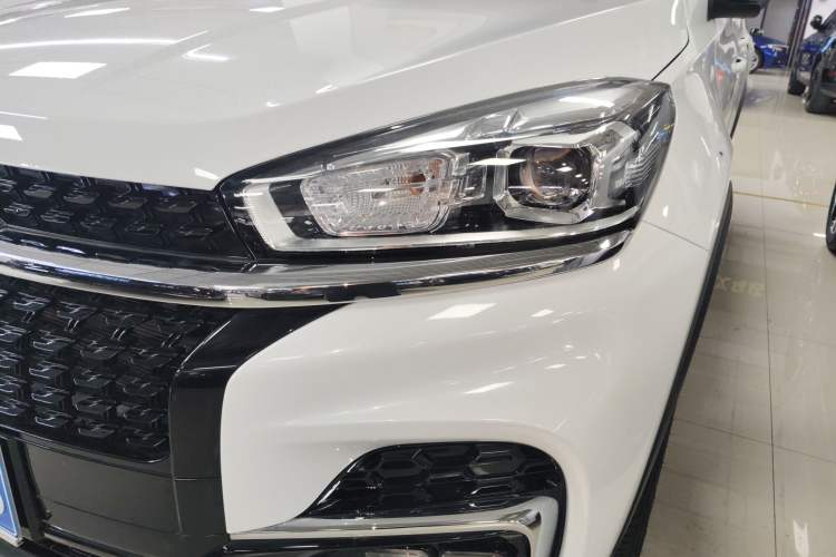 Used Chery Tiggo 8 2022 1.5 TCI Automatic Prestige Edition 5-Seater Left Front Headlight
