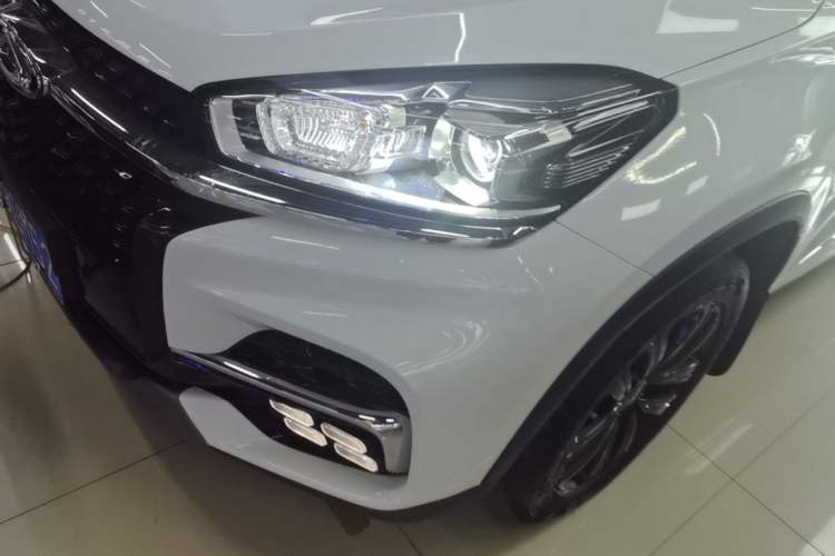 Used Chery Tiggo 8 2022 1.5 TCI Automatic Prestige Edition 7-Seater Left Front Headlight