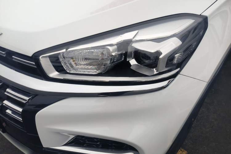 Used Chery Tiggo 8 2022 1.5 TCI Automatic Exclusive Edition 7-Seater Left Front Headlight