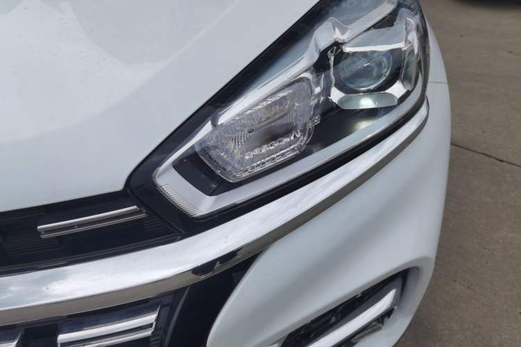 Used Chery Tiggo 8 2022 1.5 TCI Automatic Exclusive Edition 5 Seats Left Front Headlight