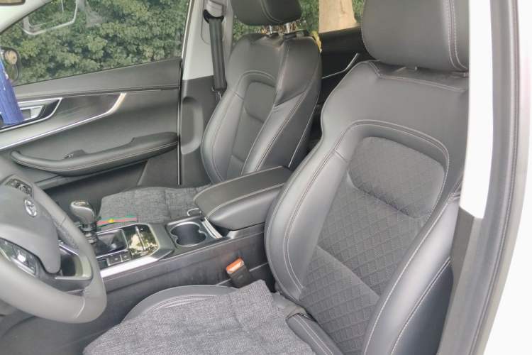 Used Chery Tiggo 8 2022 1.5 TCI Manual Special Edition 5 Seats Left Front Seat
