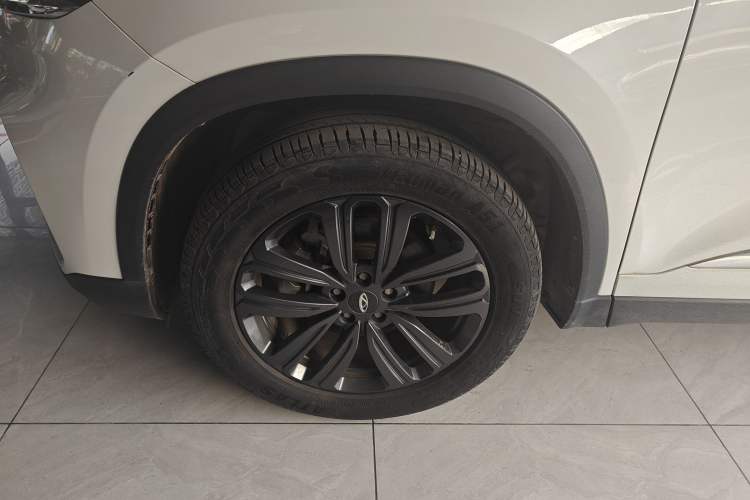 Used Chery Tiggo 8 2022 1.5 TCI Automatic New Dynamic Edition 5 Seats Left Front Wheel Hub