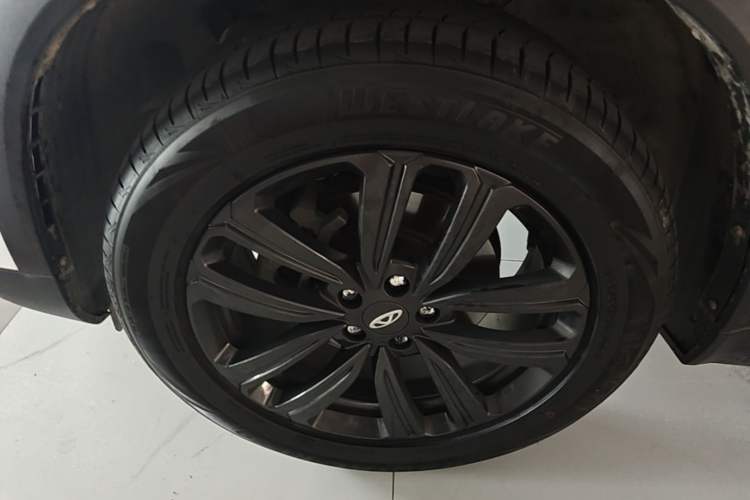 Used Chery Tiggo 8 2022 1.5 TCI Automatic Prestige Edition 5-Seater Left Front Wheel Hub