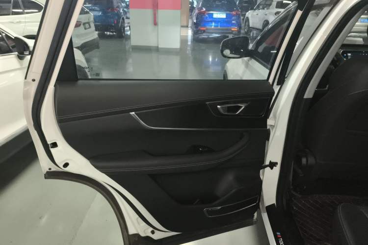 Used Chery Tiggo 8 2022 1.5 TCI Automatic Prestige Edition 5-Seater Left Rear Door Interior