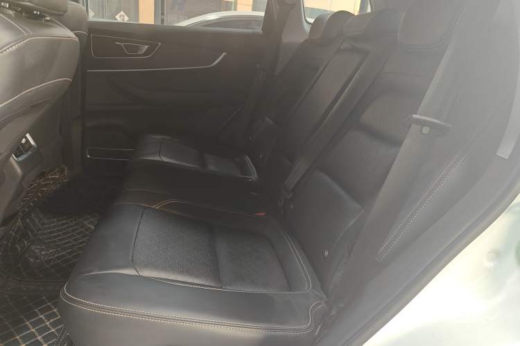 Used Chery Tiggo 8 2022 1.5 TCI Automatic New Dynamic Edition 5 Seats Left Rear Seat