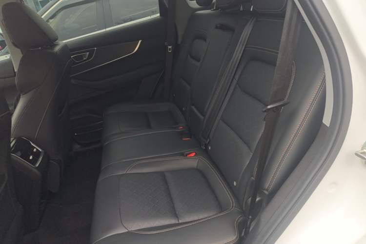 Used Chery Tiggo 8 2022 1.5 TCI Automatic New Dynamic Edition 5 Seats Left Rear Seat