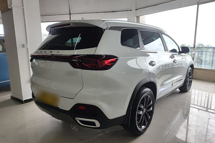 Used Chery Tiggo 8 2022 1.5 TCI Automatic Exclusive Edition 7-Seater Rear Right 45 Deg