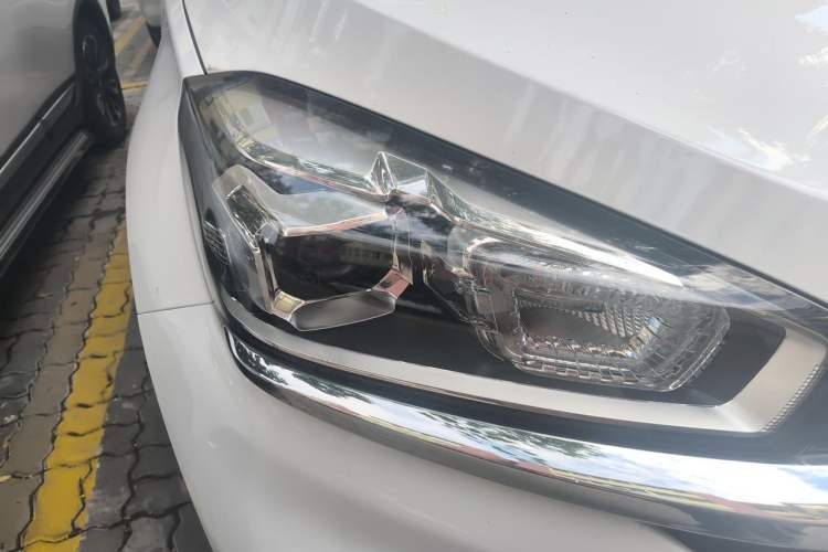 Used Chery Tiggo 8 2022 1.5 TCI Manual Special Edition 5 Seats Right Front Headlight