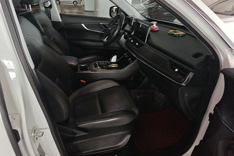 Used Chery Tiggo 8 2022 1.5 TCI Automatic Prestige Edition 5-Seater Right Front Seat