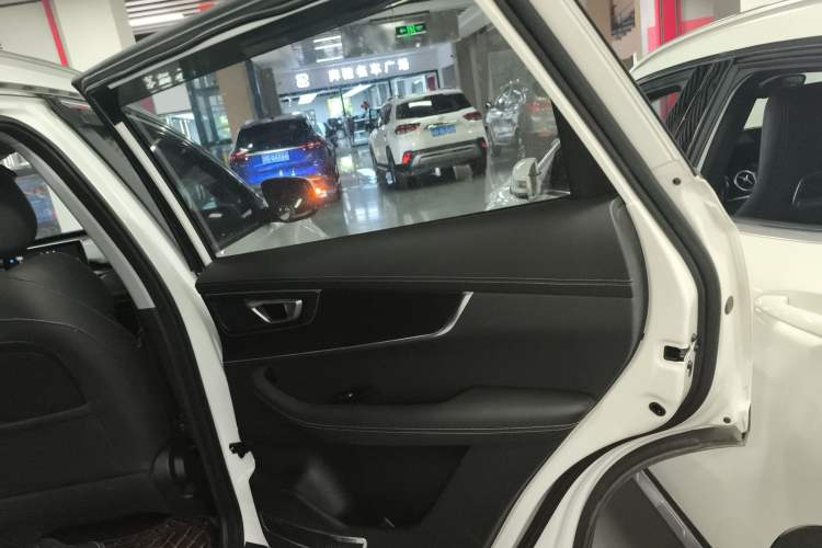 Used Chery Tiggo 8 2022 1.5 TCI Automatic Prestige Edition 5-Seater Right Rear Door Interior