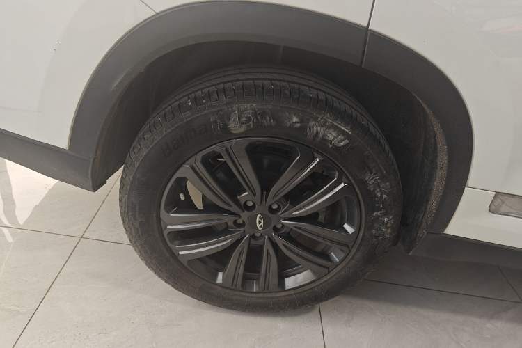 Used Chery Tiggo 8 2022 1.5 TCI Automatic New Dynamic Edition 5 Seats Right Rear Wheel Hub