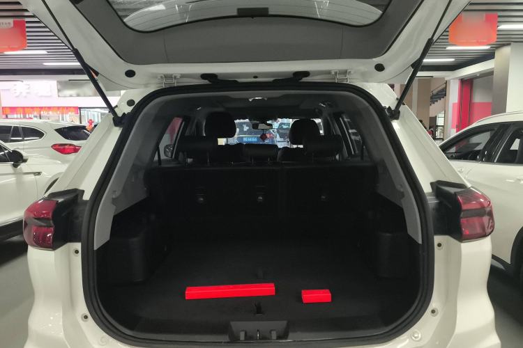 Used Chery Tiggo 8 2022 1.5 TCI Automatic Prestige Edition 5-Seater Trunk