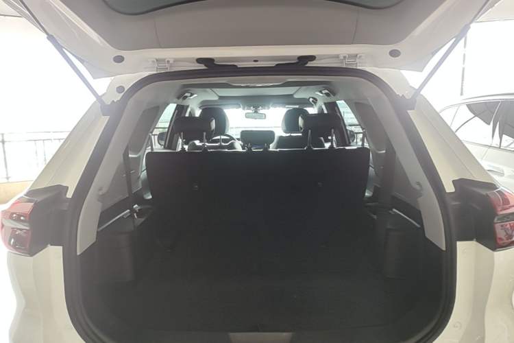Used Chery Tiggo 8 2022 1.5 TCI Automatic Exclusive Edition 7-Seater Trunk