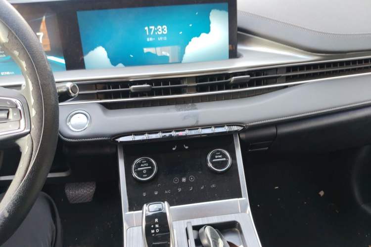 Used Chery Tiggo 8 2023 Kunpeng Edition 290TGDI Automatic Excellence Model Audio And AC Panel