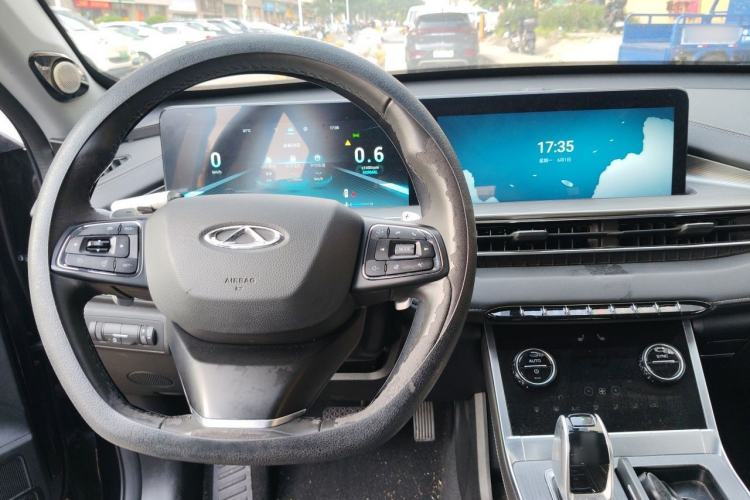 Used Chery Tiggo 8 2023 Kunpeng Edition 290TGDI Automatic Excellence Model Center Console