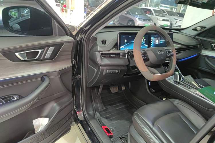 Used Chery Tiggo 8 2023 Kunpeng Edition 290TGDI Automatic Excellence Model Driver Seat