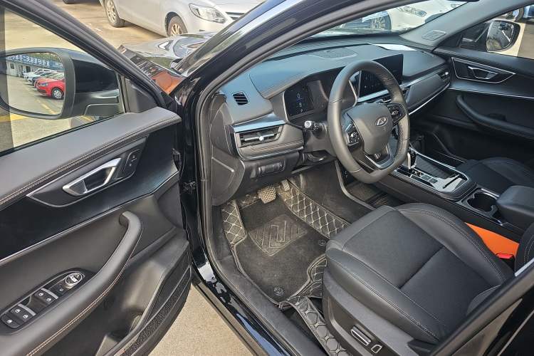 Used Chery Tiggo 8 2023 230TCI Automatic Advanced Edition Driver Seat