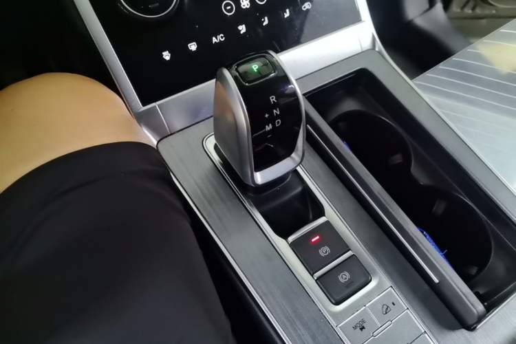 Used Chery Tiggo 8 2023 Kunpeng Edition 290TGDI Automatic Excellence Model Gear Lever
