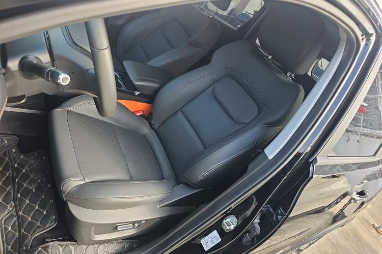Used Chery Tiggo 8 2023 230TCI Automatic Advanced Edition Left Front Seat