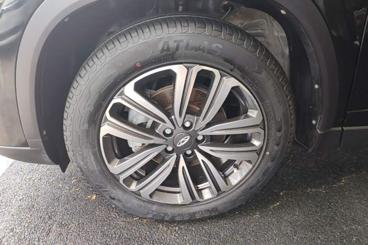 Used Chery Tiggo 8 2023 Kunpeng Edition 290TGDI Automatic Excellence Model Left Front Wheel Hub