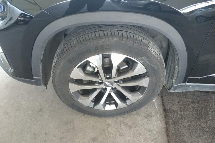 Used Chery Tiggo 8 2023 230TCI Automatic Advanced Edition Left Front Wheel Hub