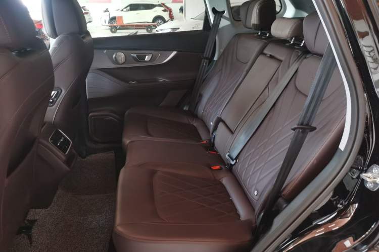 Used Chery Tiggo 8 2023 Kunpeng Edition 290TGDI Automatic Ultra-Enjoyment Version Left Rear Seat