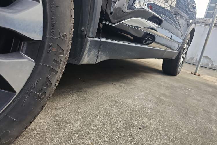 Used Chery Tiggo 8 2023 230TCI Automatic Advanced Edition Left Side Sill