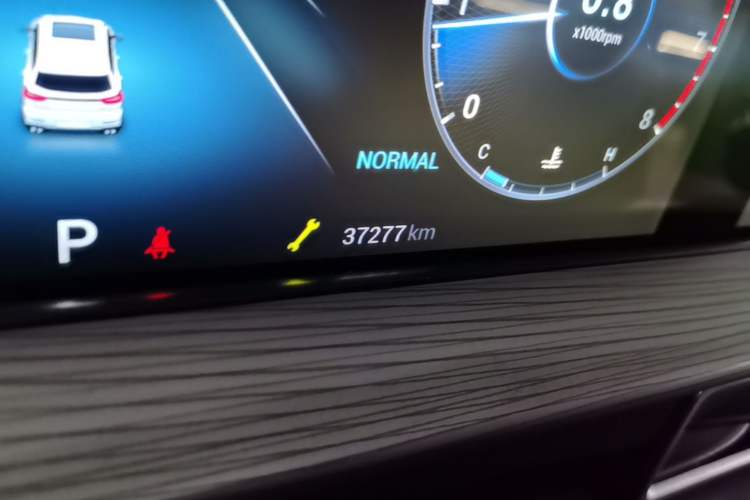 Used Chery Tiggo 8 2023 Kunpeng Edition 290TGDI Automatic Excellence Model Odometer Close Up