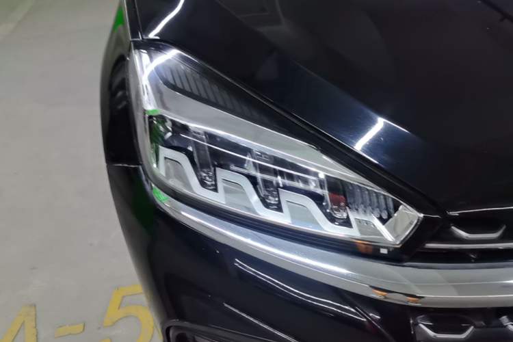 Used Chery Tiggo 8 2023 Kunpeng Edition 290TGDI Automatic Excellence Model Right Front Headlight