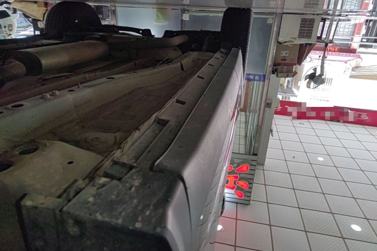 Used Chery Tiggo 8 2023 Kunpeng Edition 290TGDI Automatic Excellence Model Right Side Sill