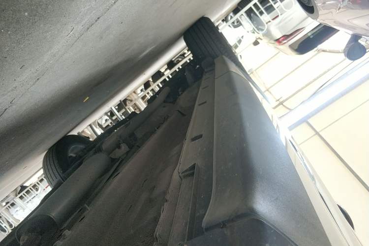 Used Chery Tiggo 8 2023 230TCI Automatic Advanced Edition Right Side Sill