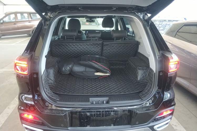 Used Chery Tiggo 8 2023 230TCI Automatic Advanced Edition Trunk