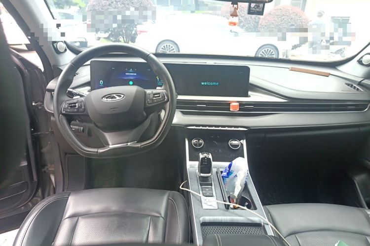 Used Chery Tiggo 8 2023 Kunpeng Edition 290TGDI Automatic Excellence Model Center Console