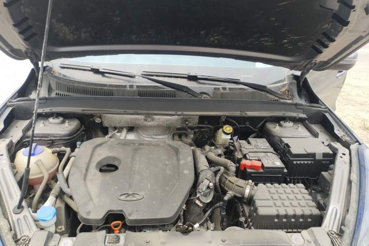 Used Chery Tiggo 8 2023 230TCI Automatic Advanced Edition Engine Bay