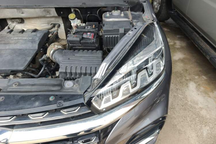 Used Chery Tiggo 8 2023 Kunpeng Edition 290TGDI Automatic Excellence Model Engine Bay Left