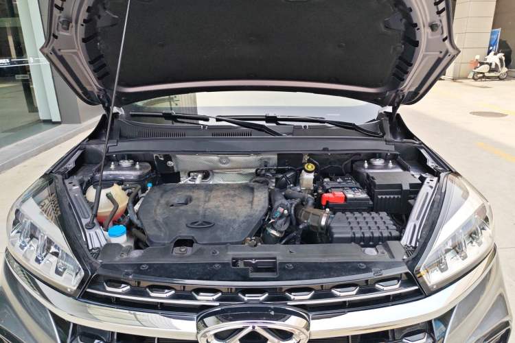Used Chery Tiggo 8 2023 230TCI Manual Advanced Version Engine Bay