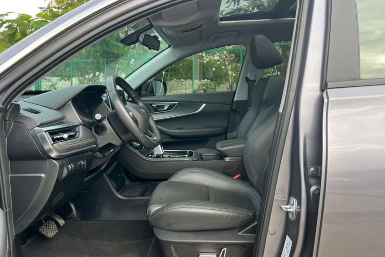 Used Chery Tiggo 8 2023 230TCI Automatic Advanced Edition Interior 2