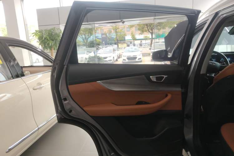 Used Chery Tiggo 8 2023 Kunpeng Edition 290TGDI Automatic Ultra-Enjoyment Version Left Rear Door Interior
