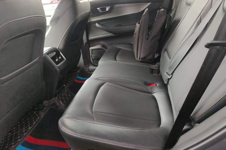 Used Chery Tiggo 8 2023 Kunpeng Edition 290TGDI Automatic Excellence Model Left Rear Seat