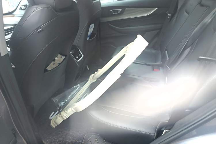 Used Chery Tiggo 8 2023 Kunpeng Edition 290TGDI Automatic Excellence Model Left Rear Seat