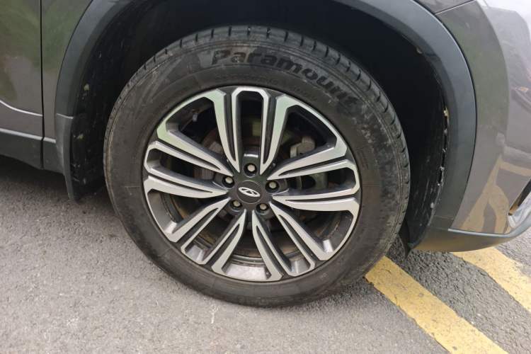 Used Chery Tiggo 8 2023 Kunpeng Edition 290TGDI Automatic Ultra-Enjoyment Version Right Front Wheel Hub