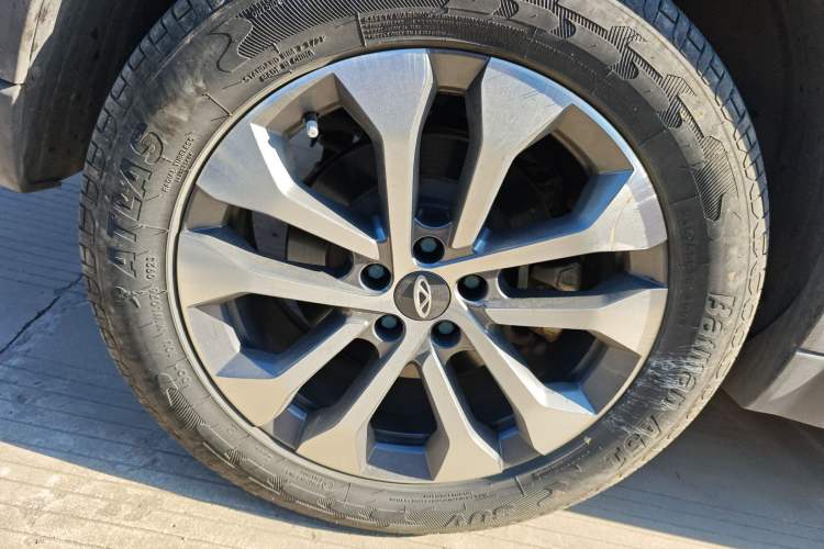 Used Chery Tiggo 8 2023 230TCI Automatic Advanced Edition Right Rear Wheel Hub