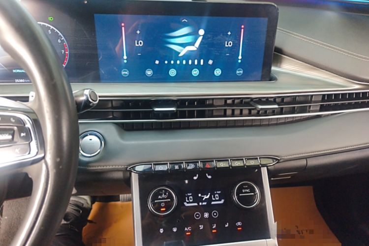 Used Chery Tiggo 8 2023 Kunpeng Edition 290TGDI Automatic Excellence Model Audio And AC Panel