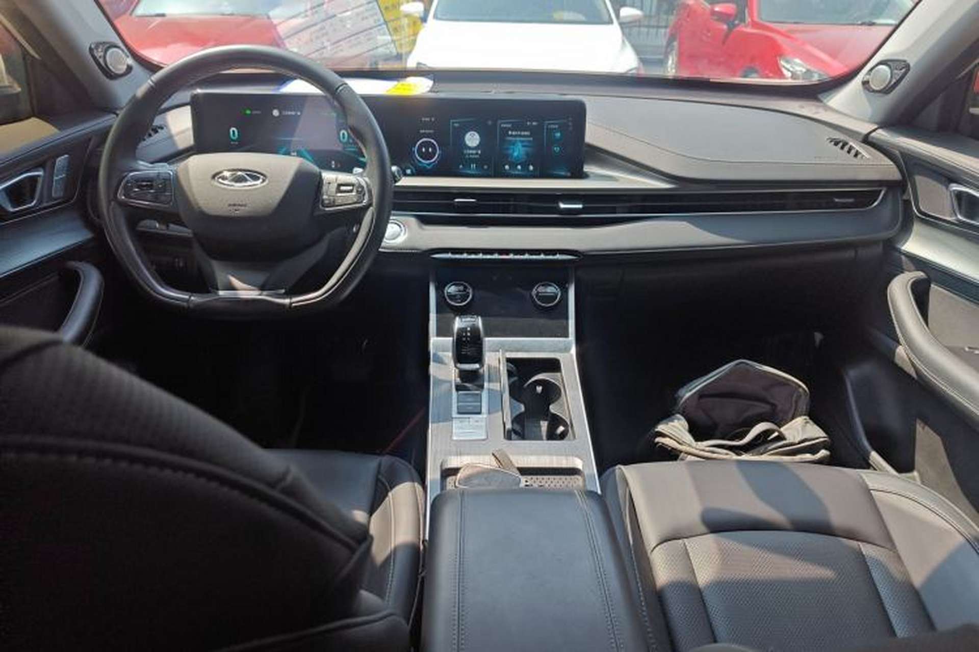 Used Chery Tiggo 8 2023 Kunpeng Edition 290TGDI Automatic Excellence Model Center Console