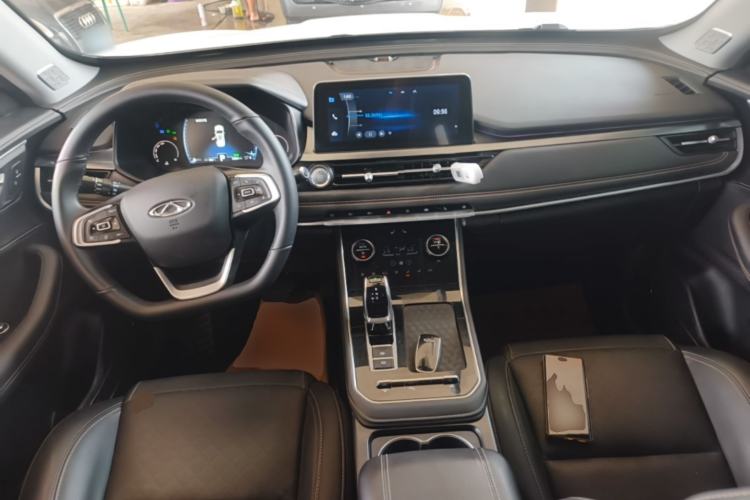 Used Chery Tiggo 8 2023 230TCI Automatic Advanced Edition Center Console