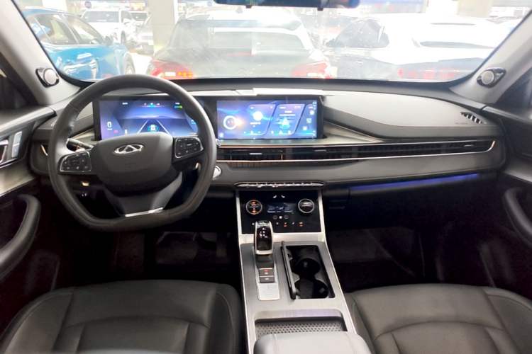 Used Chery Tiggo 8 2023 Kunpeng Edition 290TGDI Automatic Excellence Model Center Console