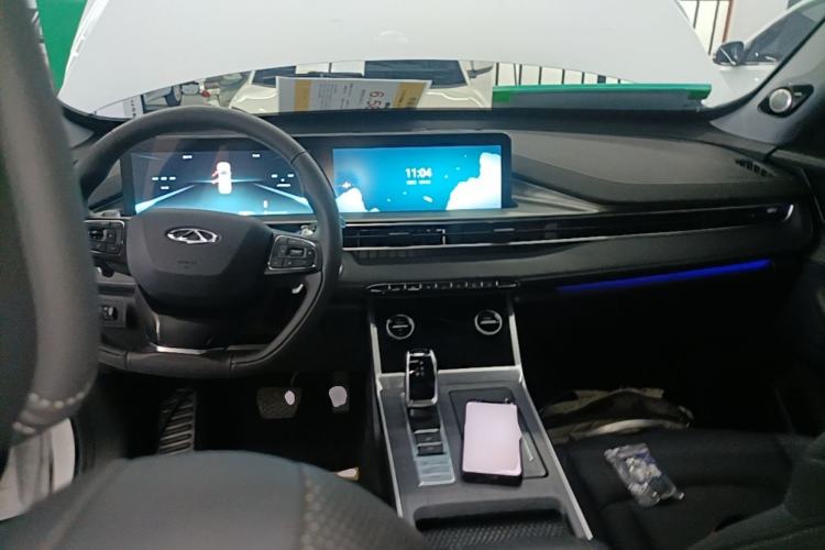 Used Chery Tiggo 8 2023 Kunpeng Edition 290TGDI Automatic Excellence Model Center Console