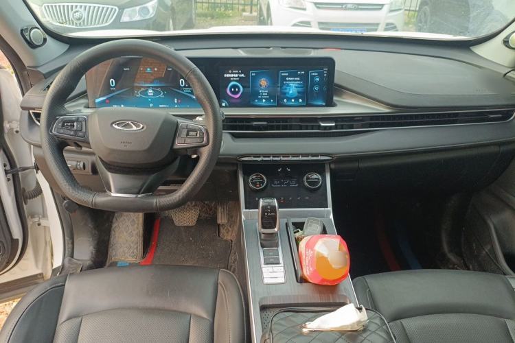Used Chery Tiggo 8 2023 Kunpeng Edition 290TGDI Automatic Excellence Model Center Console